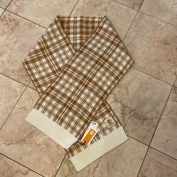 Buffalo plaid, Timberland scarf - Picture 4 of 4